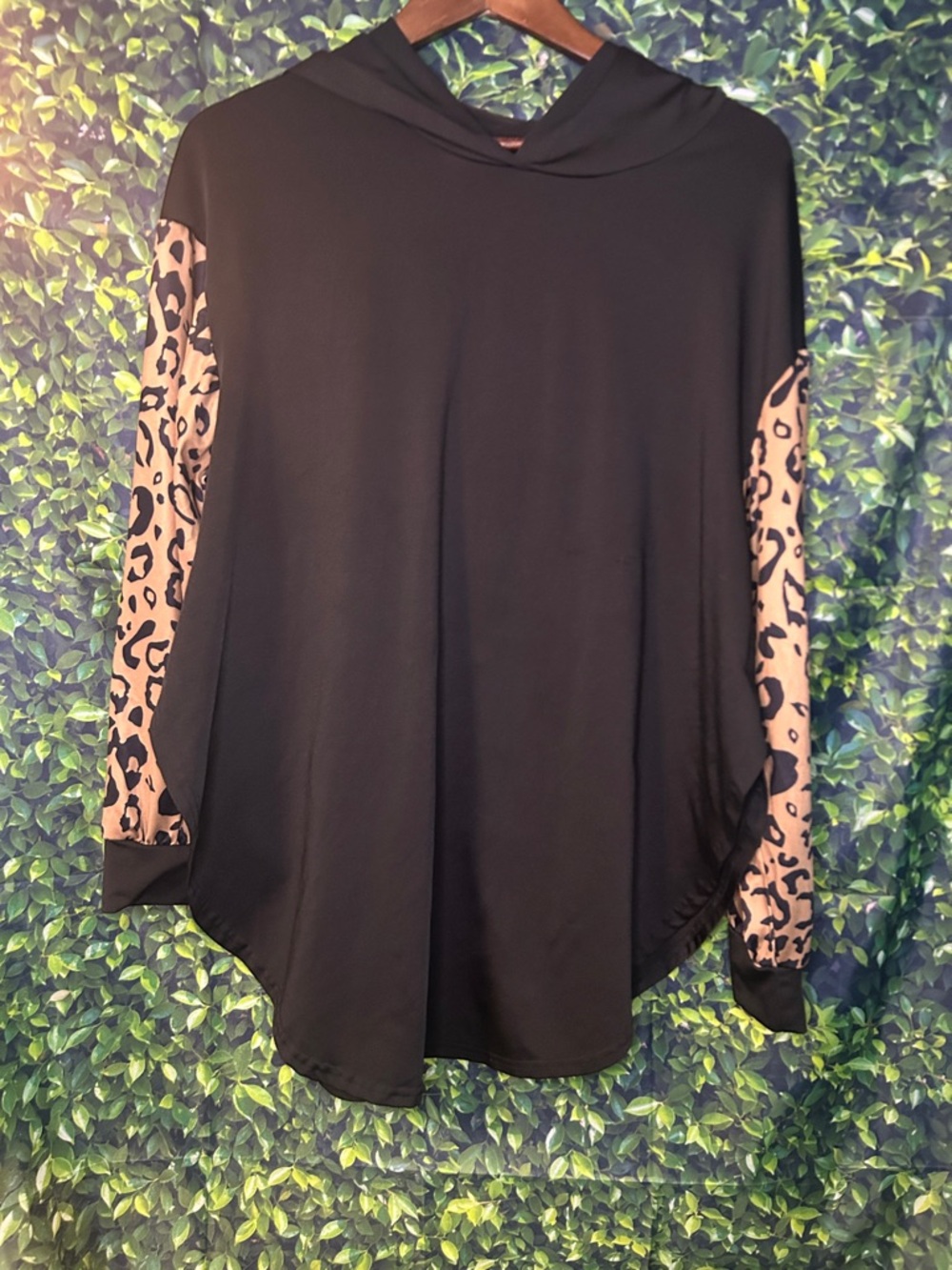 SHEIN Black Hoodie with Beige Leopard-Print Sleeves